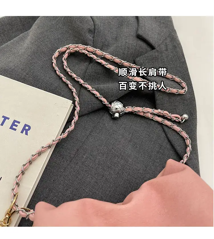 Women's Blue Chain Shoulder Bag with Flower Decor — feature 2