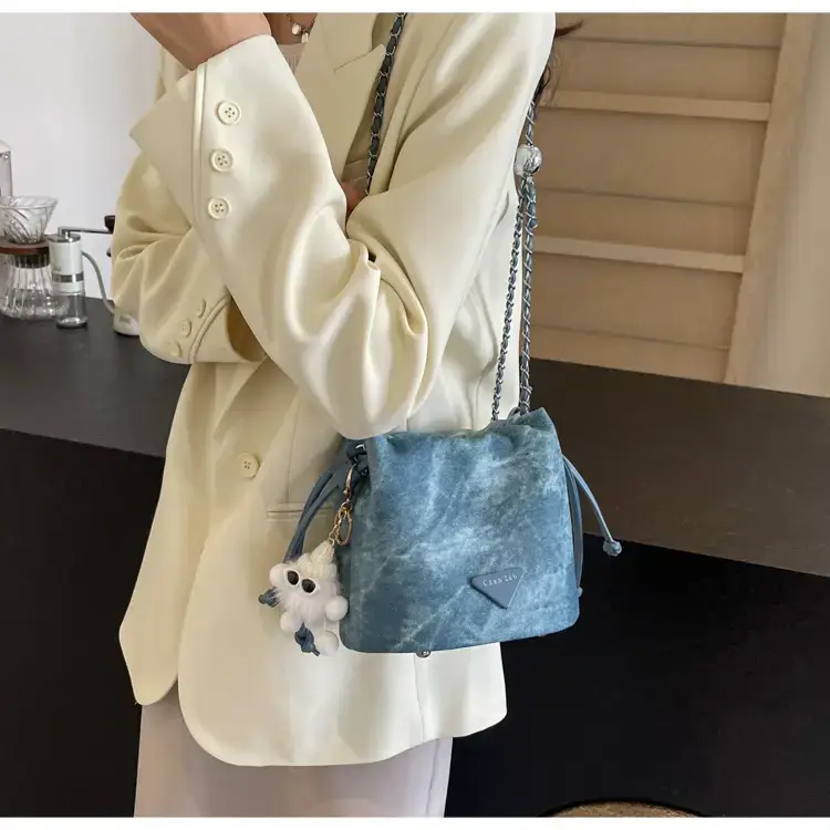 Women's Blue Chain Shoulder Bag with Flower Decor — feature 20