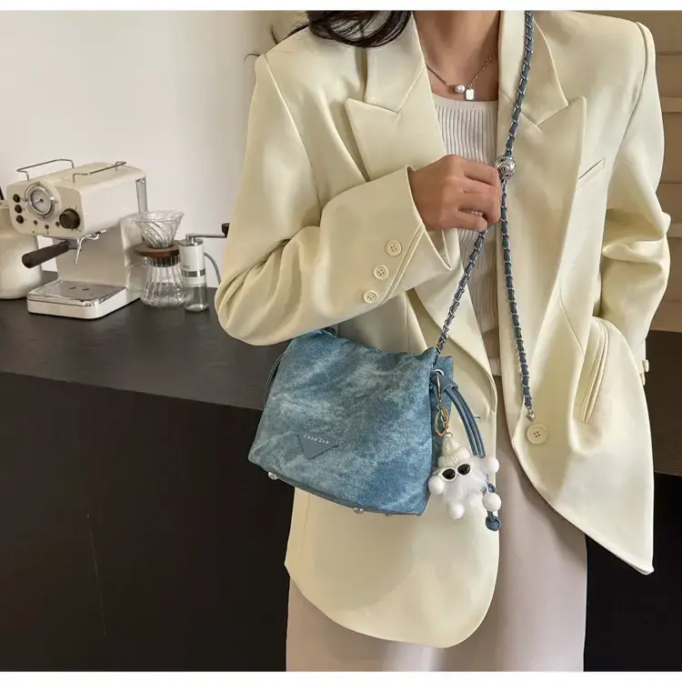 Women's Blue Chain Shoulder Bag with Flower Decor — feature 21
