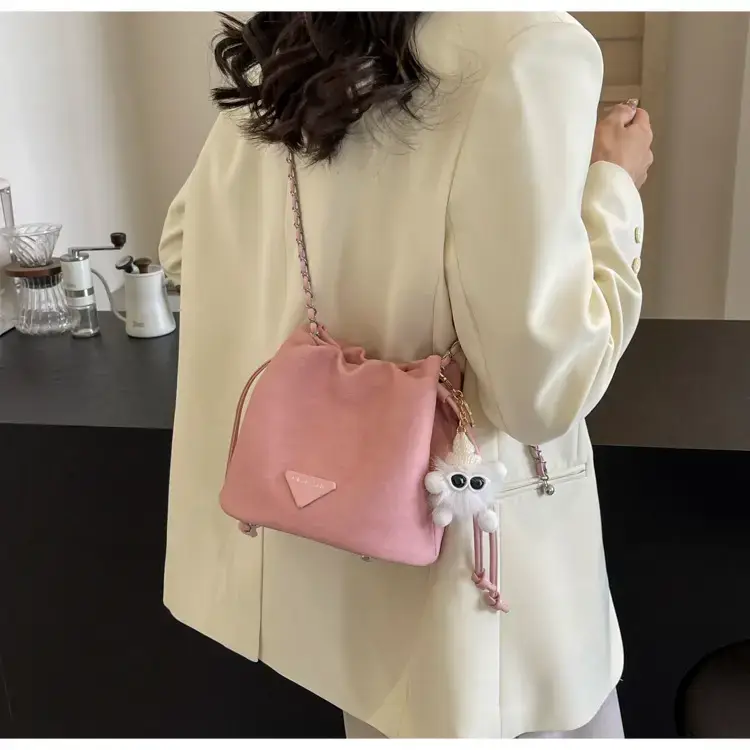 Women's Blue Chain Shoulder Bag with Flower Decor — feature 25