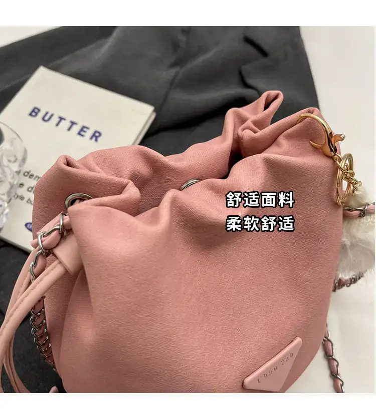 Women's Blue Chain Shoulder Bag with Flower Decor — feature 5