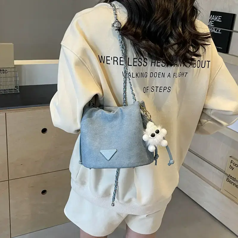 Women's Blue Chain Shoulder Bag with Flower Decor - Image 4