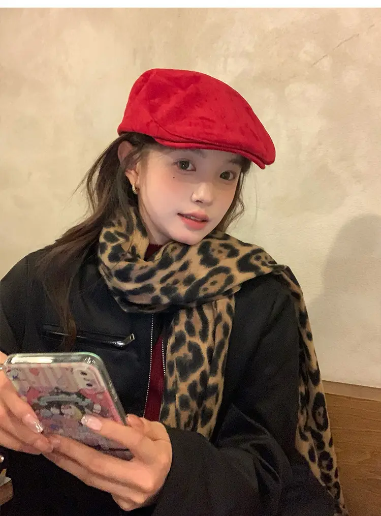 Women Red Suede Ankora Cap Autumn Winter Face Duckling Beret — feature 6