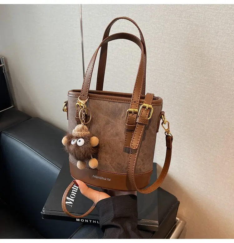 Women's Cross-Brand Canvas Shoulder Bag Brown Gold — feature 33