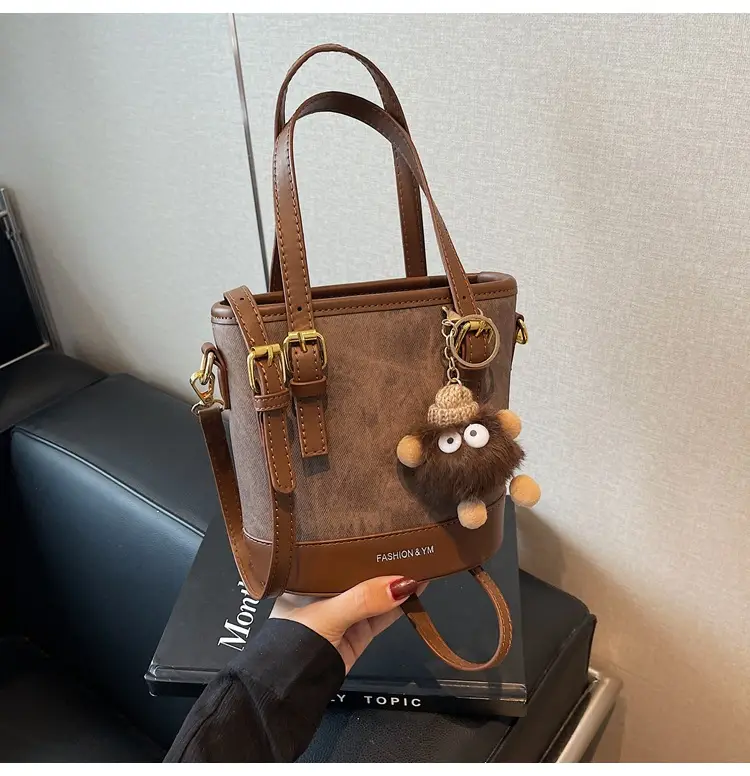 Women's Cross-Brand Canvas Shoulder Bag Brown Gold — feature 34