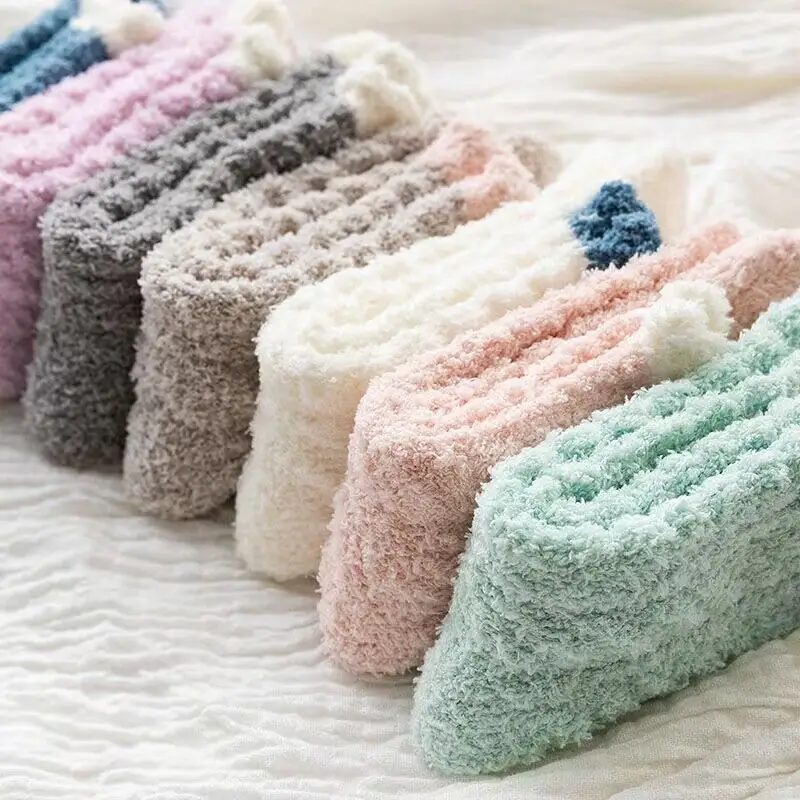 [a generation of hair] coral fleece thick socks children's winter home plush padded moon socks autumn and winter sleep socks — feature 3