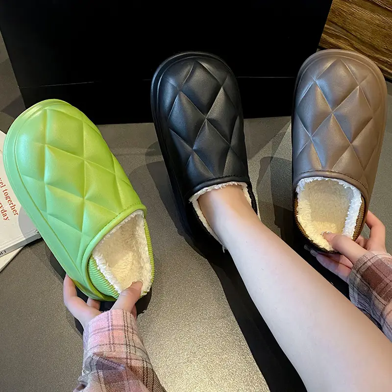 Ready Stock Wholesale  Cotton Slippers for Women's Home Fleece-Lined Winter Waterproof Plush Warm Slippers Supermarket Factory