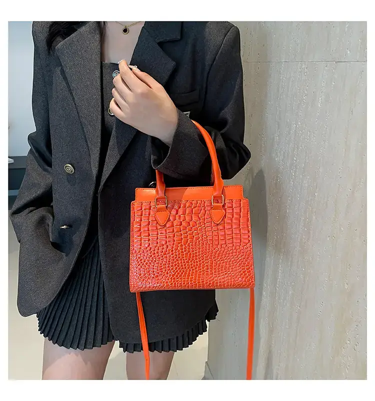 Black Croc Leather Handbag for Women Large Capacity — feature 14