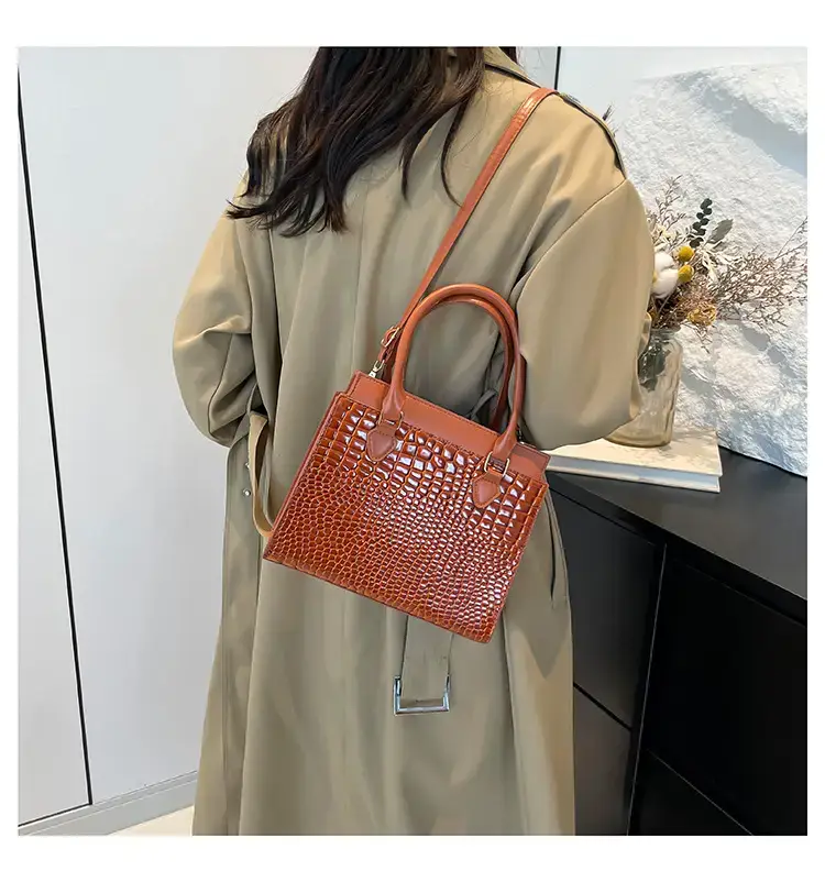 Black Croc Leather Handbag for Women Large Capacity — feature 22