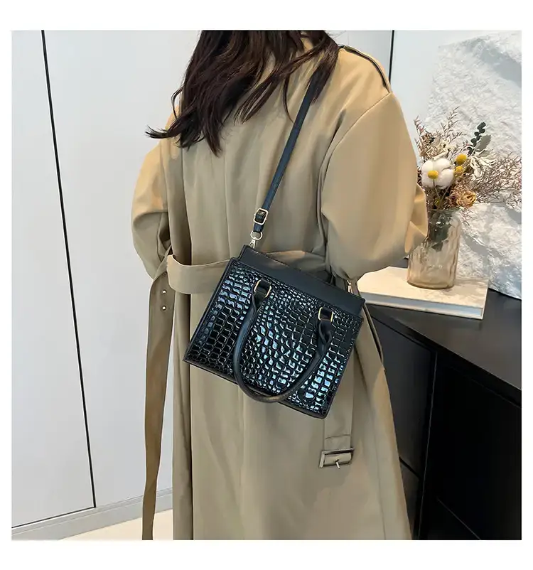 Black Croc Leather Handbag for Women Large Capacity — feature 25