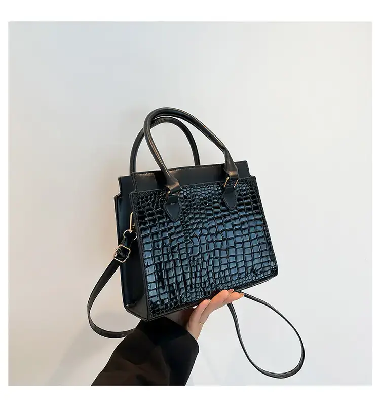 Black Croc Leather Handbag for Women Large Capacity — feature 28