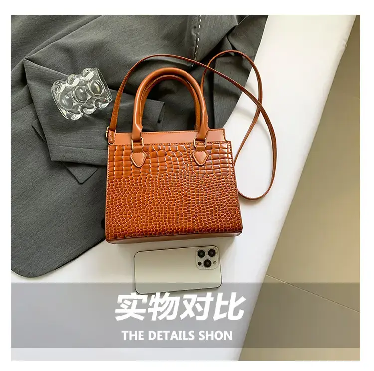 Black Croc Leather Handbag for Women Large Capacity — feature 5