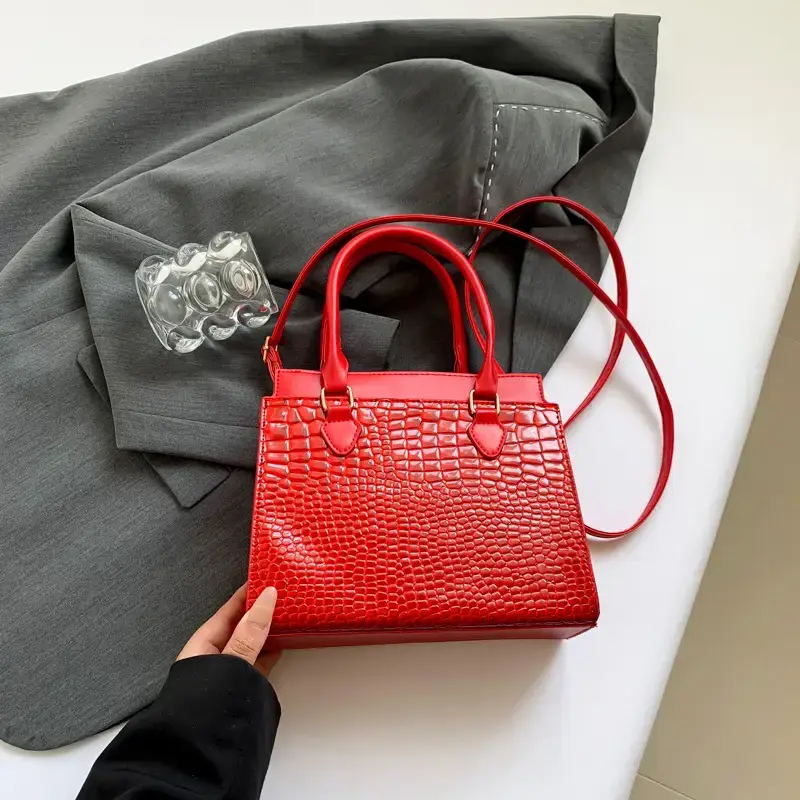 Black Croc Leather Handbag for Women Large Capacity - Image 3