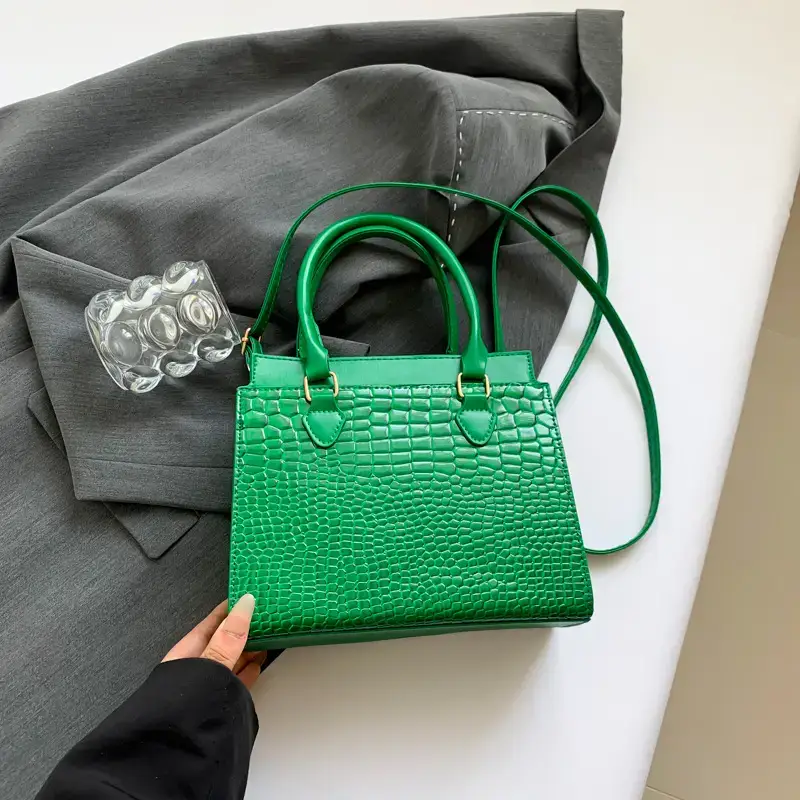 Black Croc Leather Handbag for Women Large Capacity - Image 5