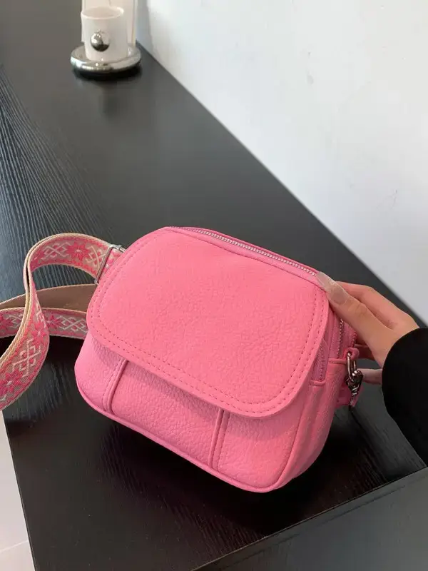 Black Korean Style Crossbody Bag for Women 2024 - Image 6