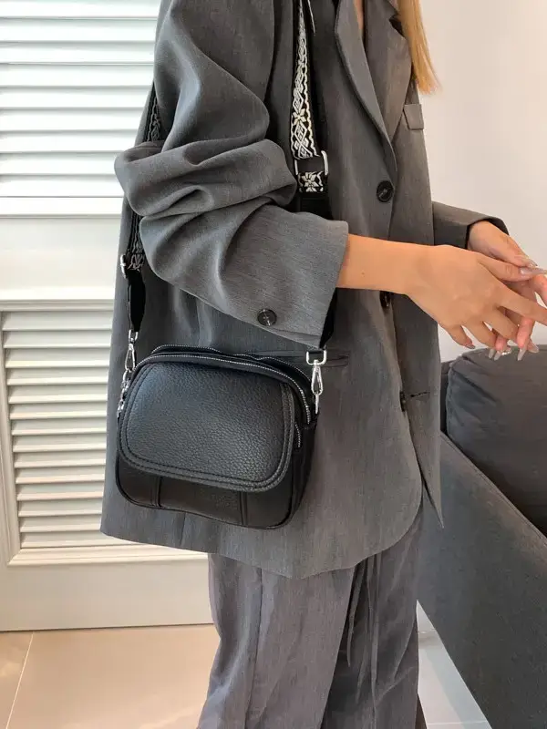 Black Korean Style Crossbody Bag for Women 2024 - Image 7