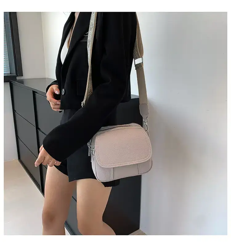 Black Korean Style Crossbody Bag for Women 2024 — feature 17