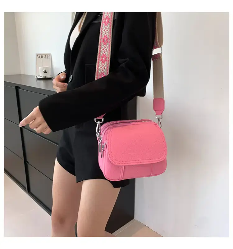 Black Korean Style Crossbody Bag for Women 2024 — feature 21