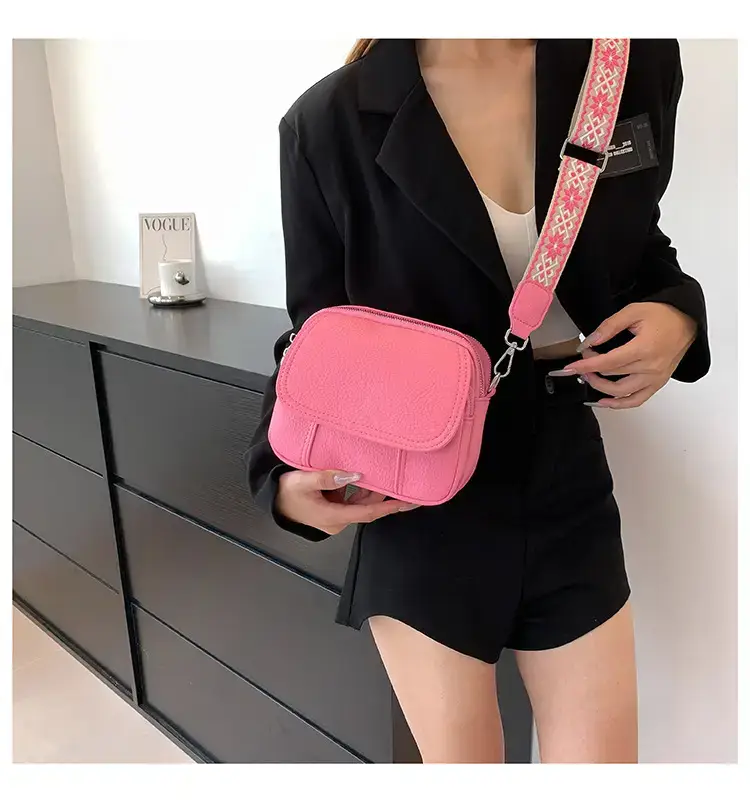 Black Korean Style Crossbody Bag for Women 2024 — feature 23