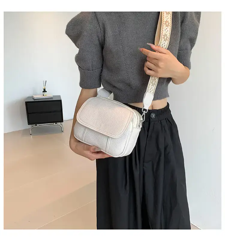 Black Korean Style Crossbody Bag for Women 2024 — feature 29