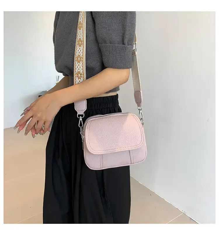 Black Korean Style Crossbody Bag for Women 2024 — feature 32