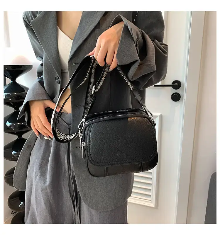 Black Korean Style Crossbody Bag for Women 2024 — feature 35