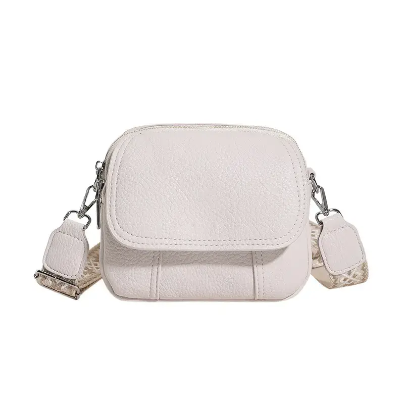 Black Korean Style Crossbody Bag for Women 2024 - Image 4