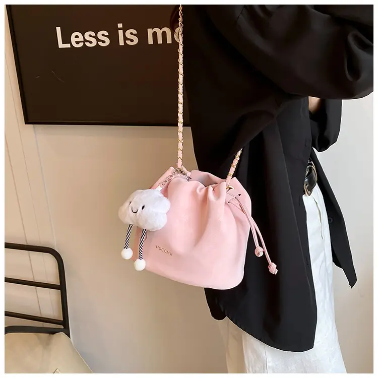 Women Retro Frosted Chain Bucket Bag Cream — feature 18