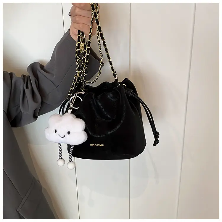 Women Retro Frosted Chain Bucket Bag Cream — feature 22