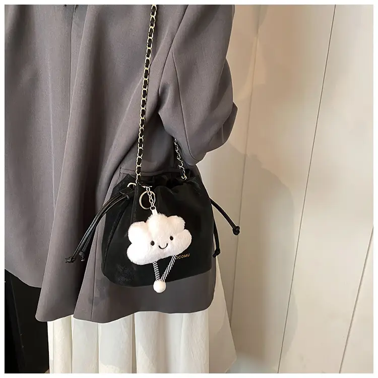 Women Retro Frosted Chain Bucket Bag Cream — feature 27