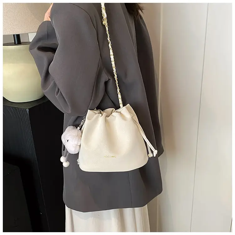 Women Retro Frosted Chain Bucket Bag Cream — feature 30