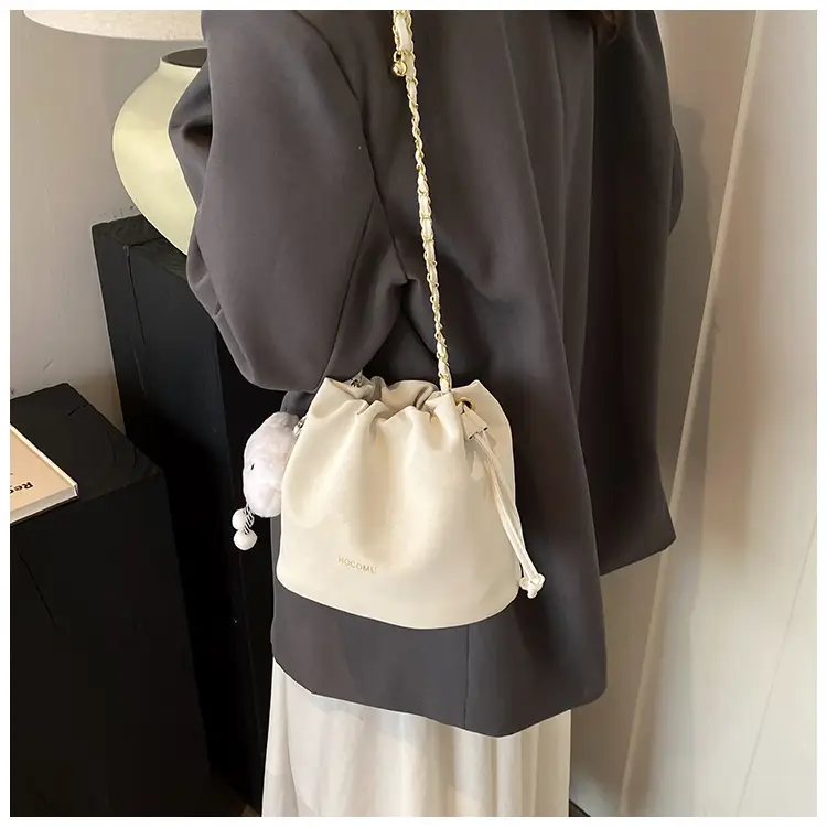 Women Retro Frosted Chain Bucket Bag Cream — feature 31