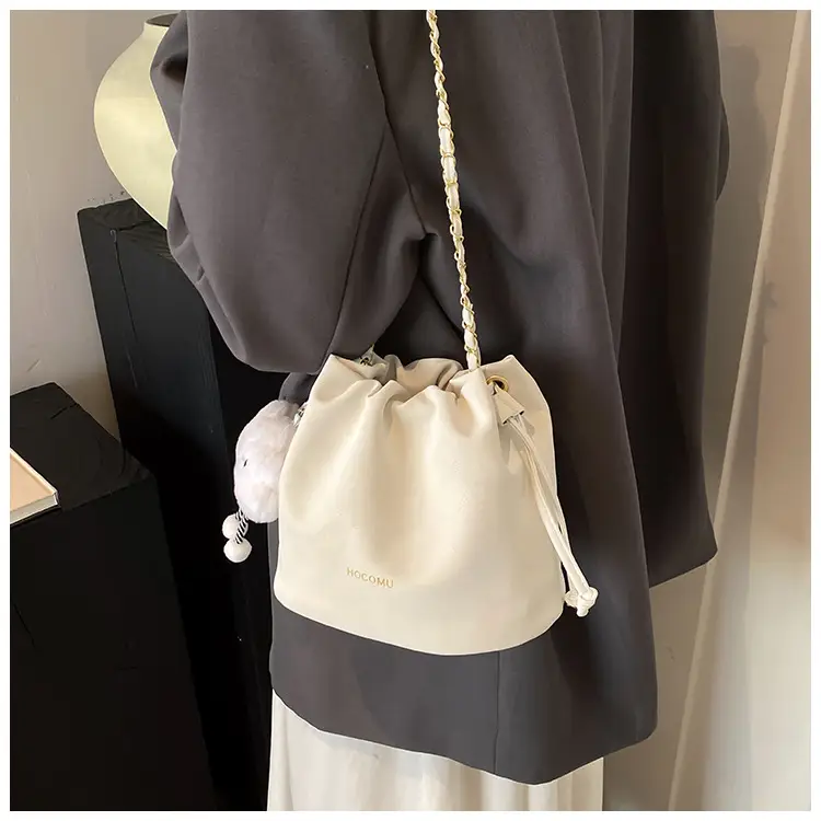 Women Retro Frosted Chain Bucket Bag Cream — feature 32