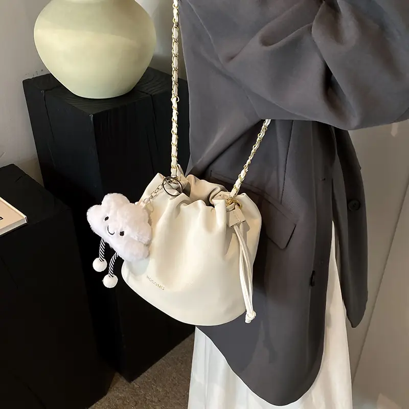 Women Retro Frosted Chain Bucket Bag Cream - Image 2