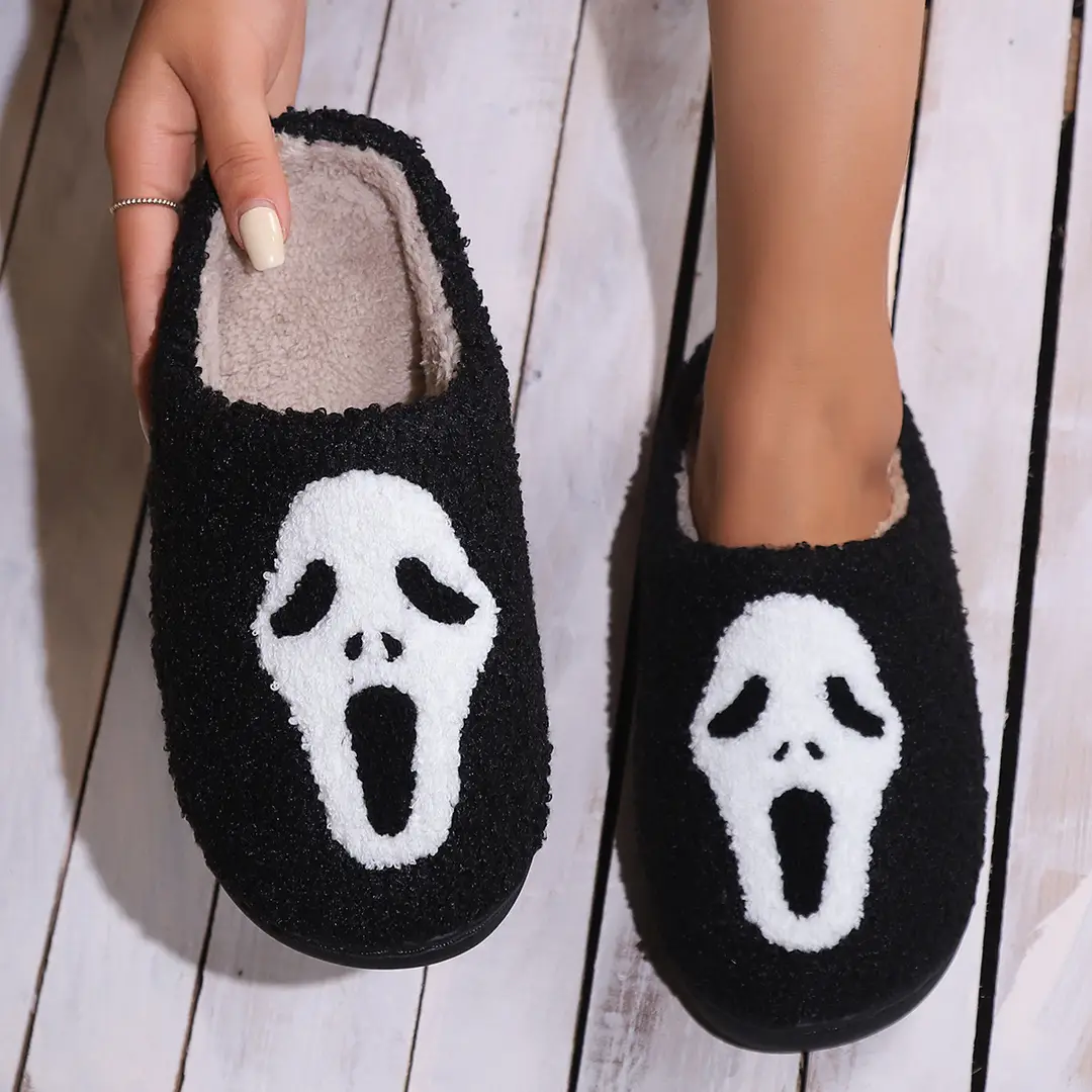 Cross-border wholesale and foreign trade hot Halloween new cotton slippers for men and women home winter skull screaming cotton slippers