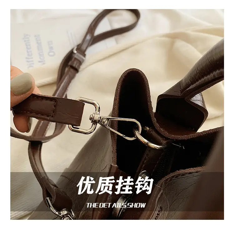 Women's Silver Crossbody Bag 2025 Fashion — feature 15