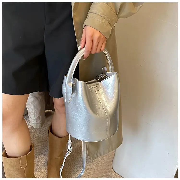 Women's Silver Crossbody Bag 2025 Fashion — feature 30