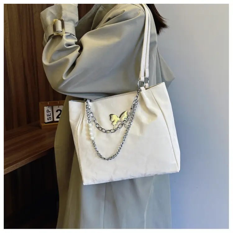 Women's Light Blue Butterfly Shoulder Bag with Chain — feature 10