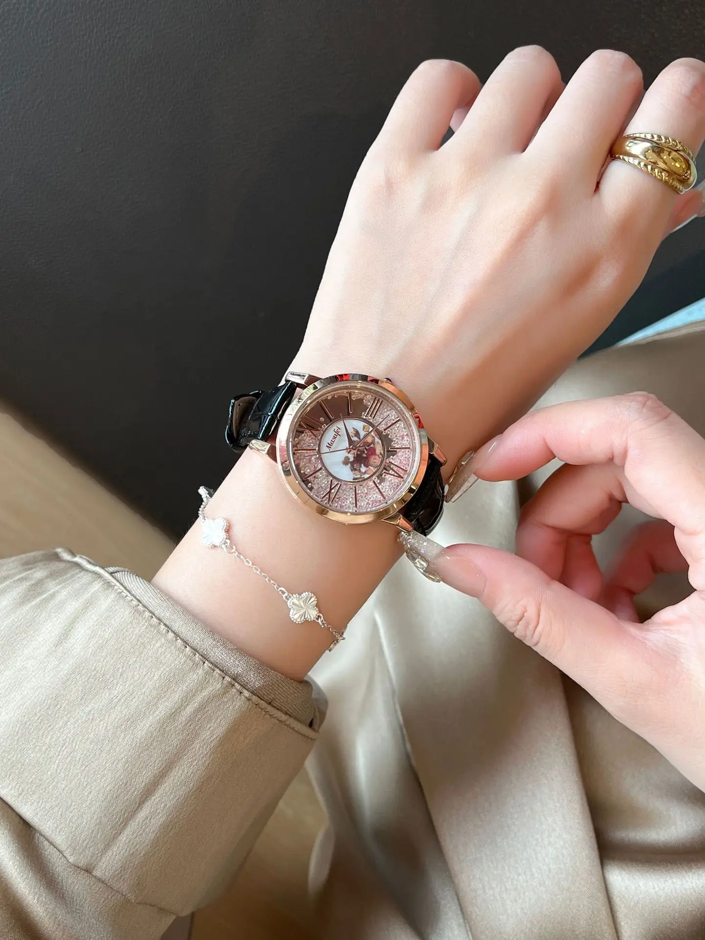 Trendy Red Watch for Women Valentine's Gift — feature 4