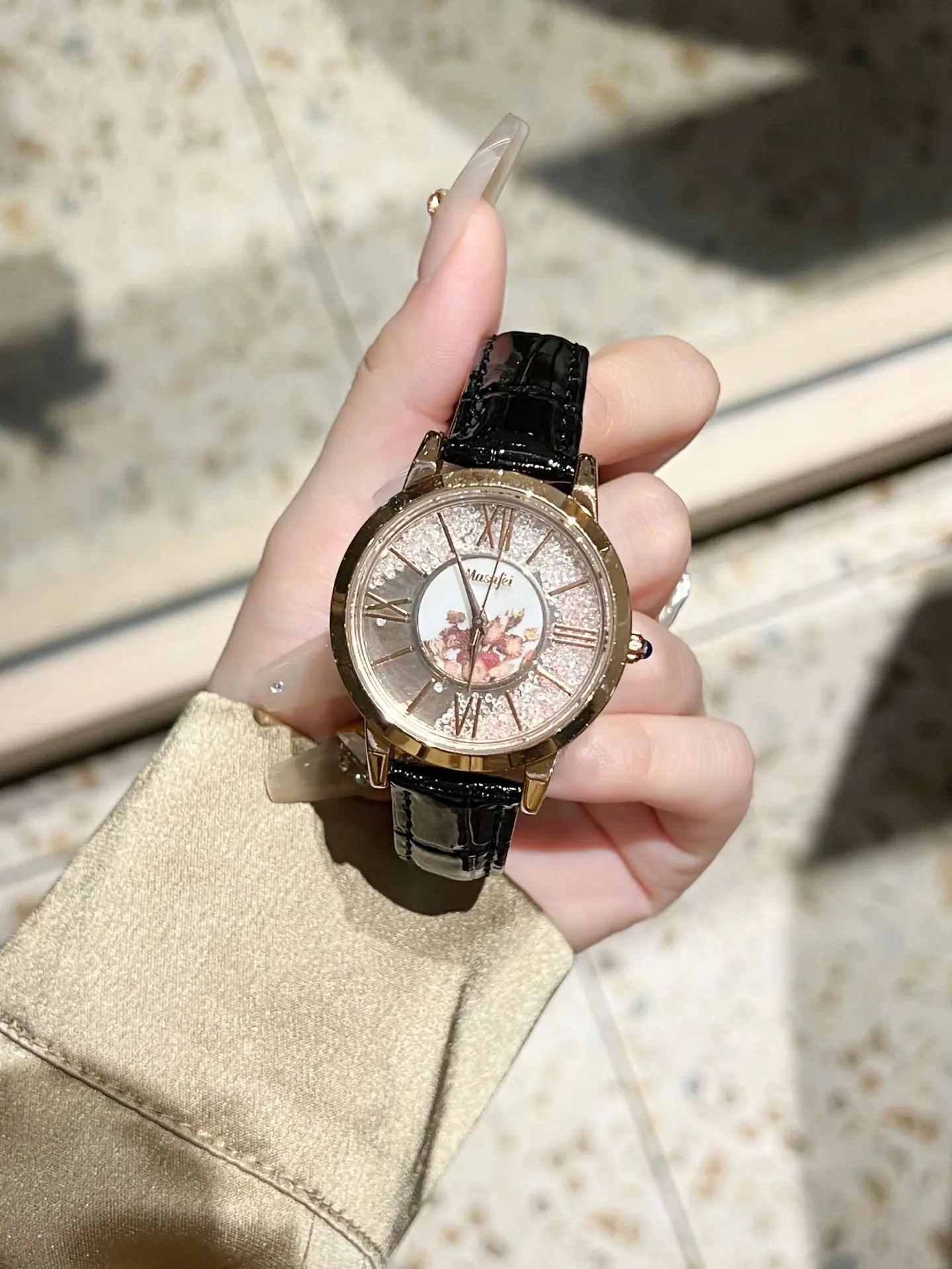 Trendy Red Watch for Women Valentine's Gift - Image 3