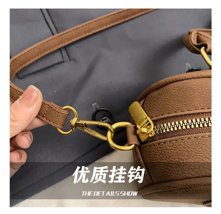 Women's Brown Leather Shoulder Bag 2024 — feature 7