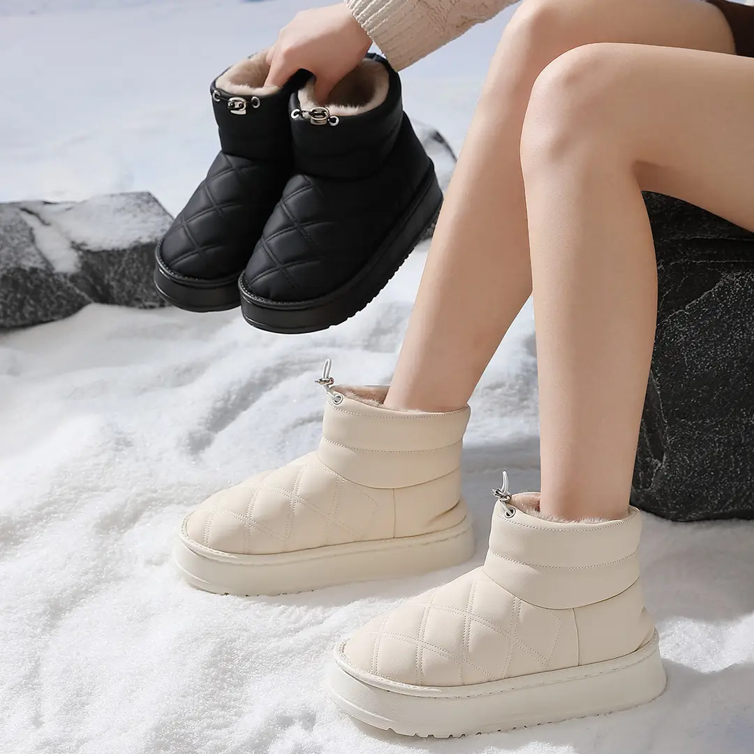 High-Top Cotton Slippers for Winter Home Use, Plush Cotton Slippers for Women, Couple's Warm Non-Slip Home Snow Boots Wholesale - Image 4