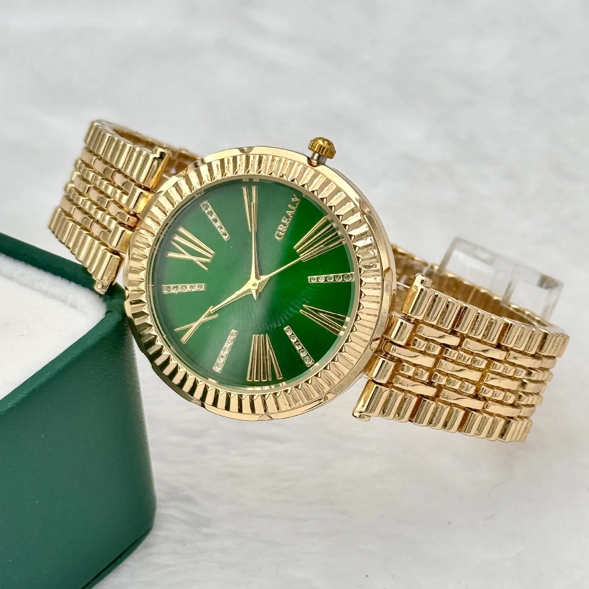 Rose Gold Cross-Border Full Diamond Women's Watch — feature 7