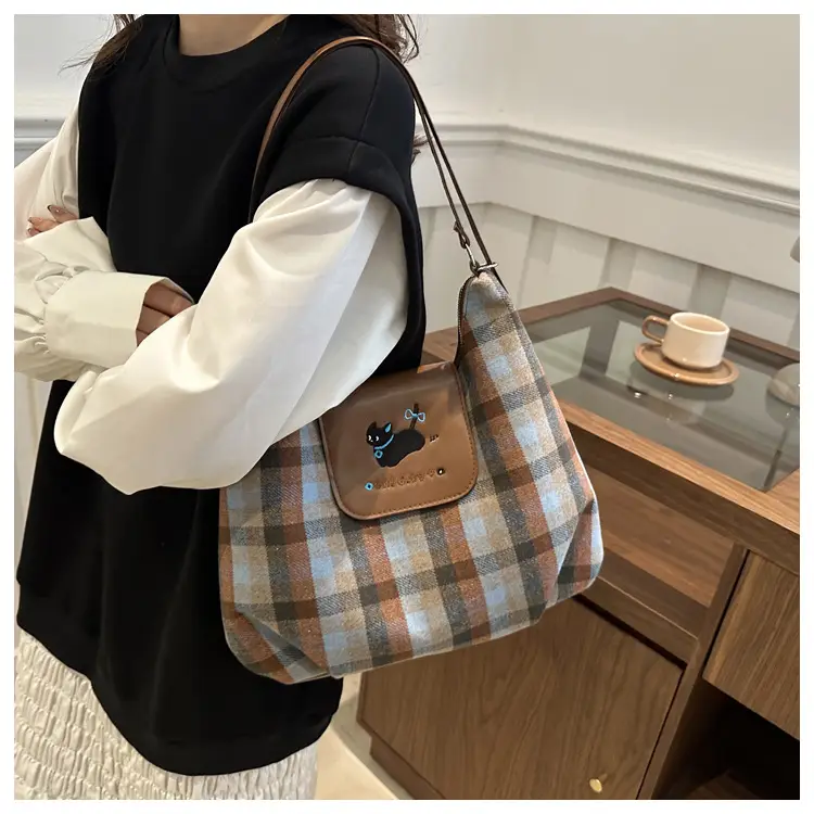 Early Autumn Plaid Dog Cloud Bag Large Capacity College Style Backpack Commuter Tote Bag Shoulder Crossbody Bag — feature 13