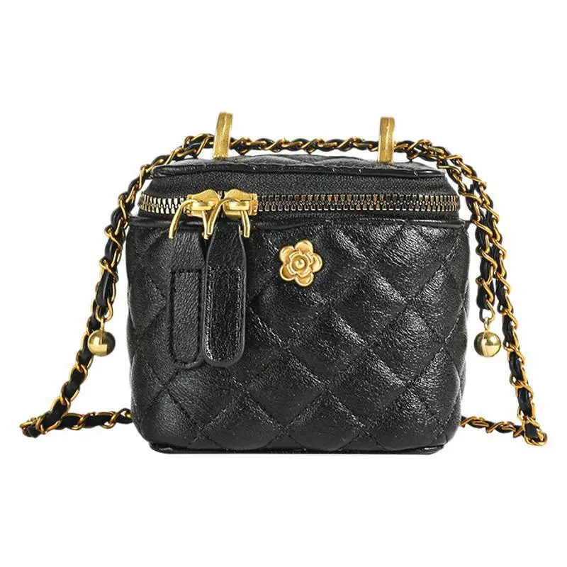 Black Quilted Chain Shoulder Bag for Women 2025 - Image 9