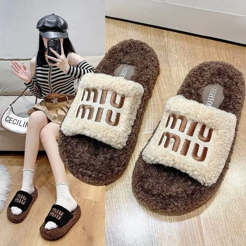 Thick bottom fluffy slippers women's outer wear 2024 new autumn and winter lamb fluffy net popular fashion home cotton slippers