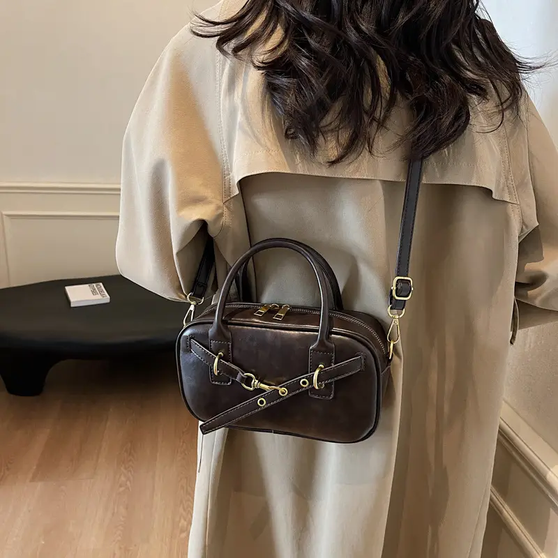 Korean Style Shoulder Bag Women 2024 Autumn Brown Black - Image 6