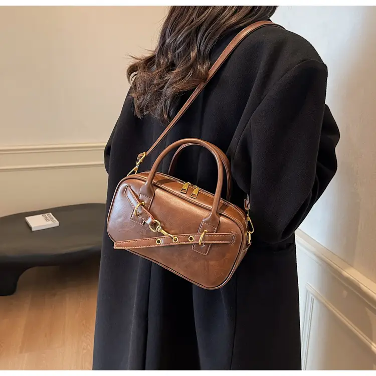 Korean Style Shoulder Bag Women 2024 Autumn Brown Black — feature 16