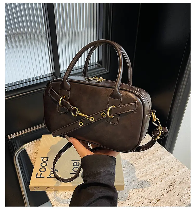 Korean Style Shoulder Bag Women 2024 Autumn Brown Black — feature 2