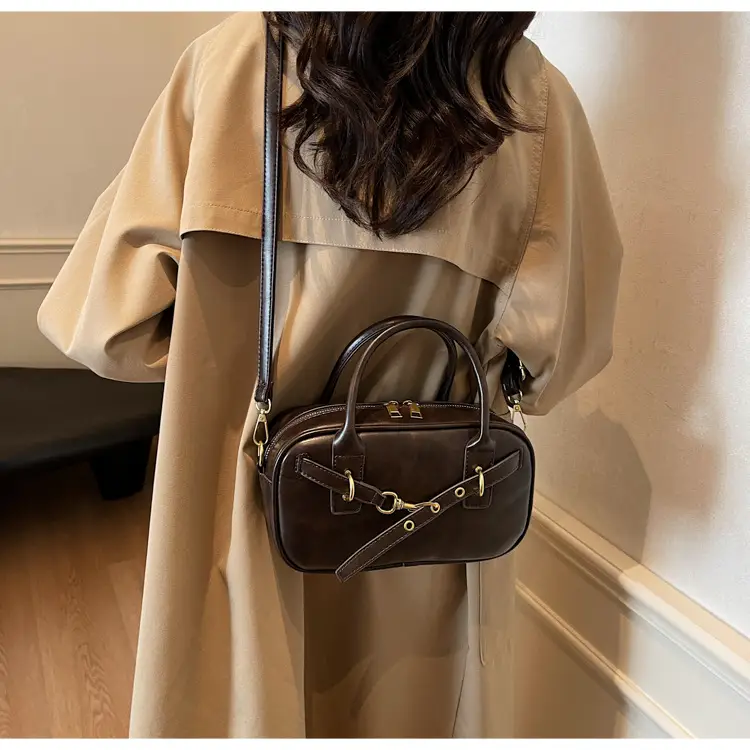 Korean Style Shoulder Bag Women 2024 Autumn Brown Black — feature 27